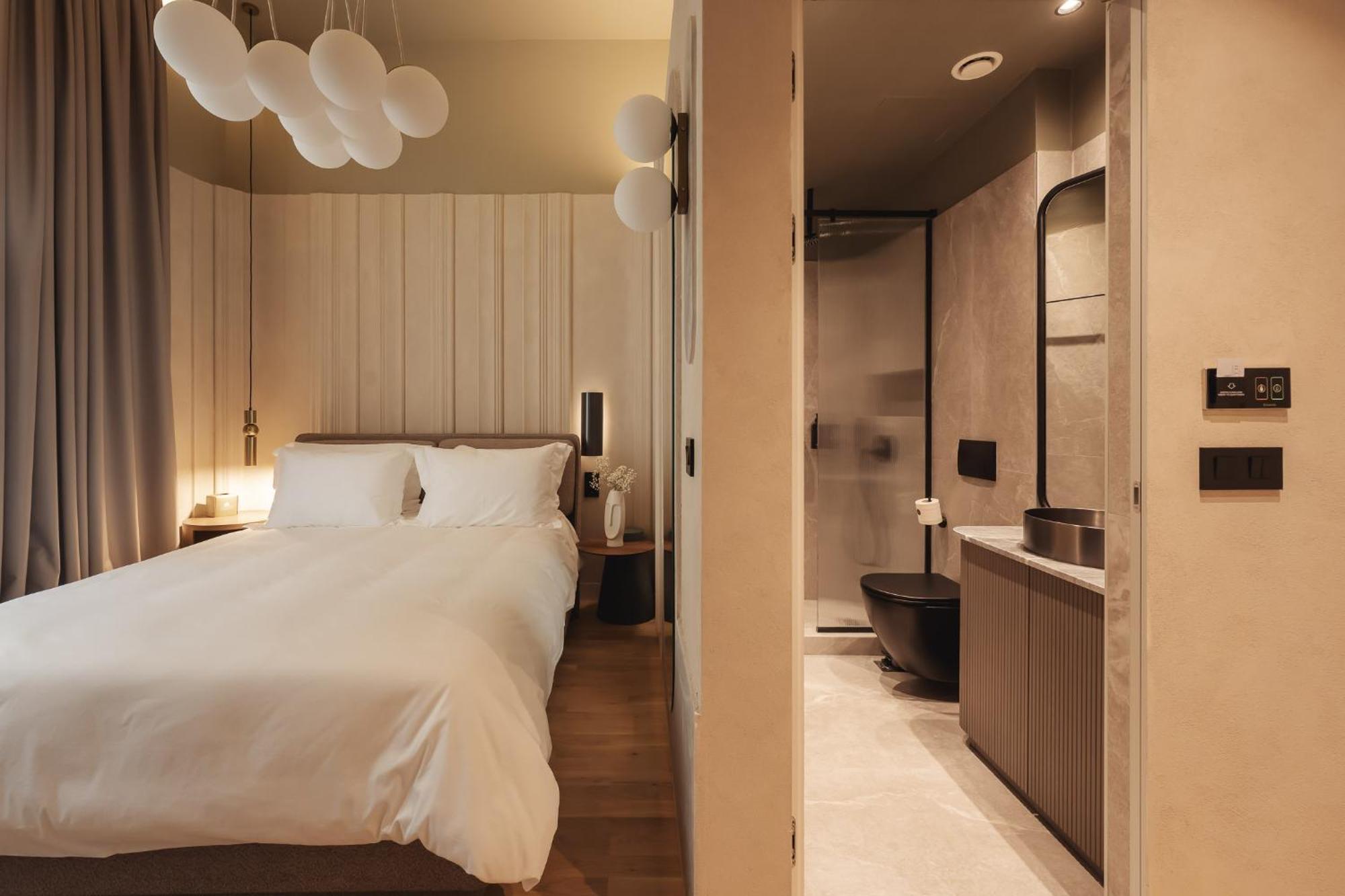 Zenith Premium Suites Thessaloniki Room photo